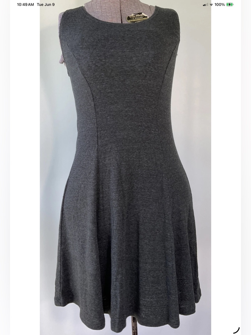 Forever 21 Women’s Sleeveless Stretch Gray Dress Size Medium